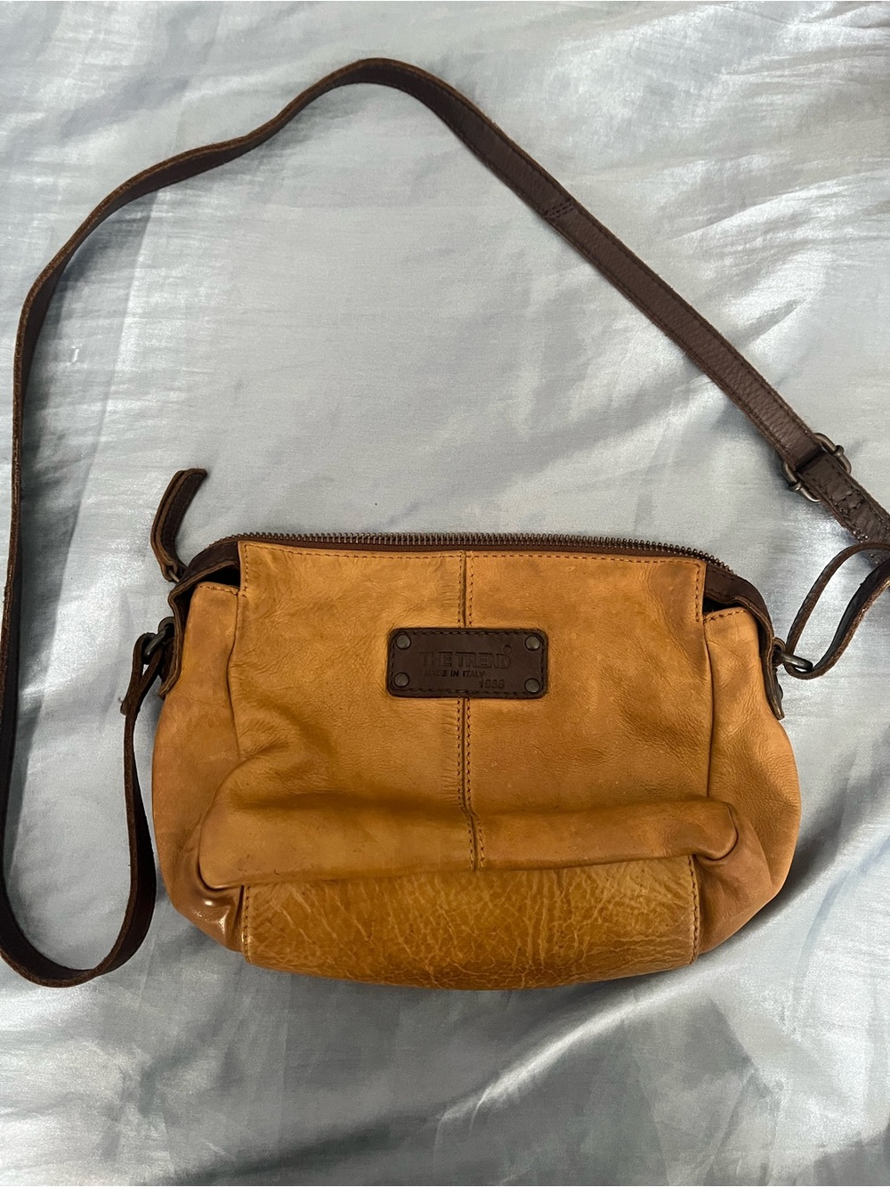 Vera Pelle Two-Tone Tan and Brown Leather Crossbody